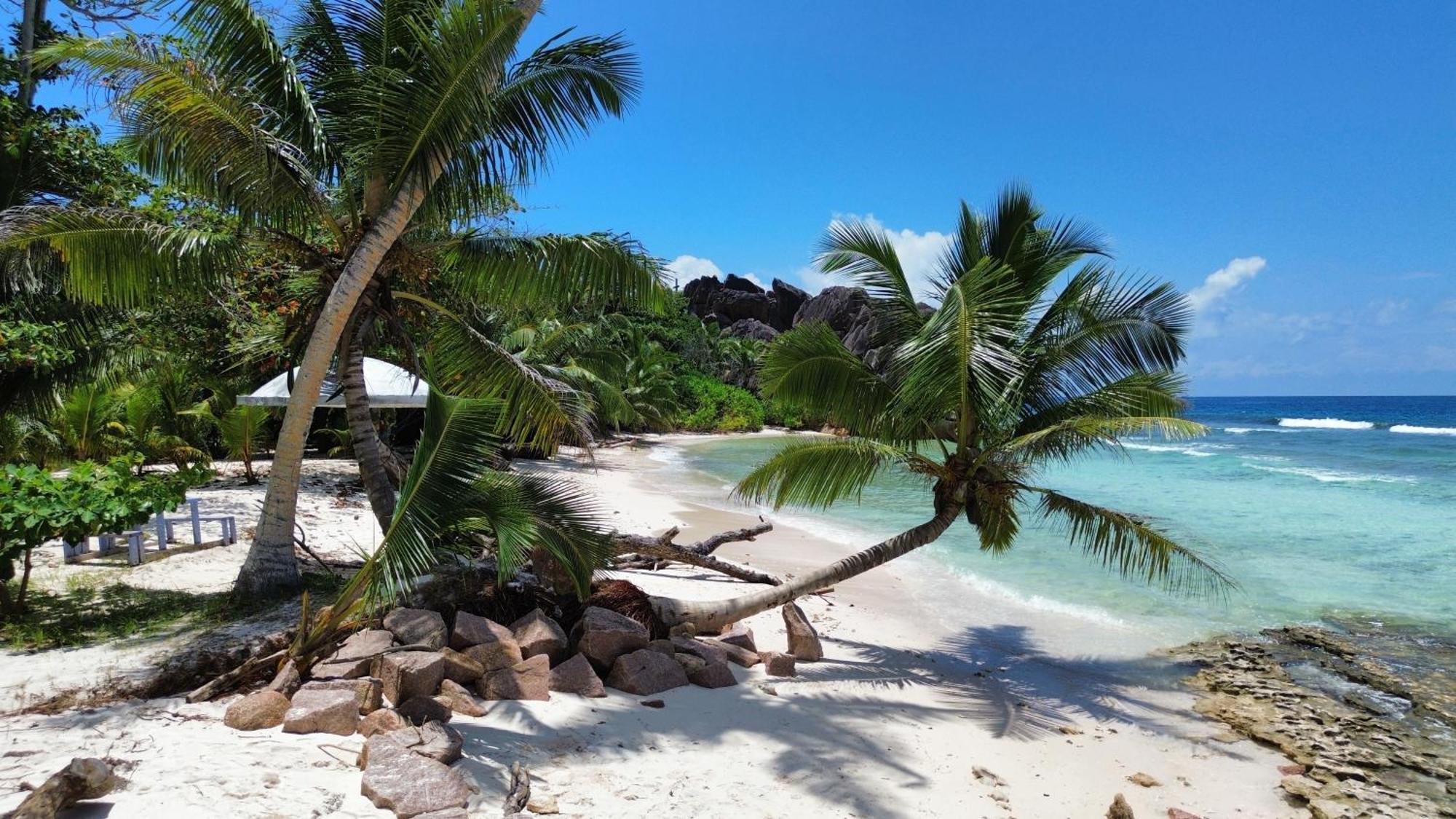 Anse Grosse Roche Beach Villa La Digue Exterior photo